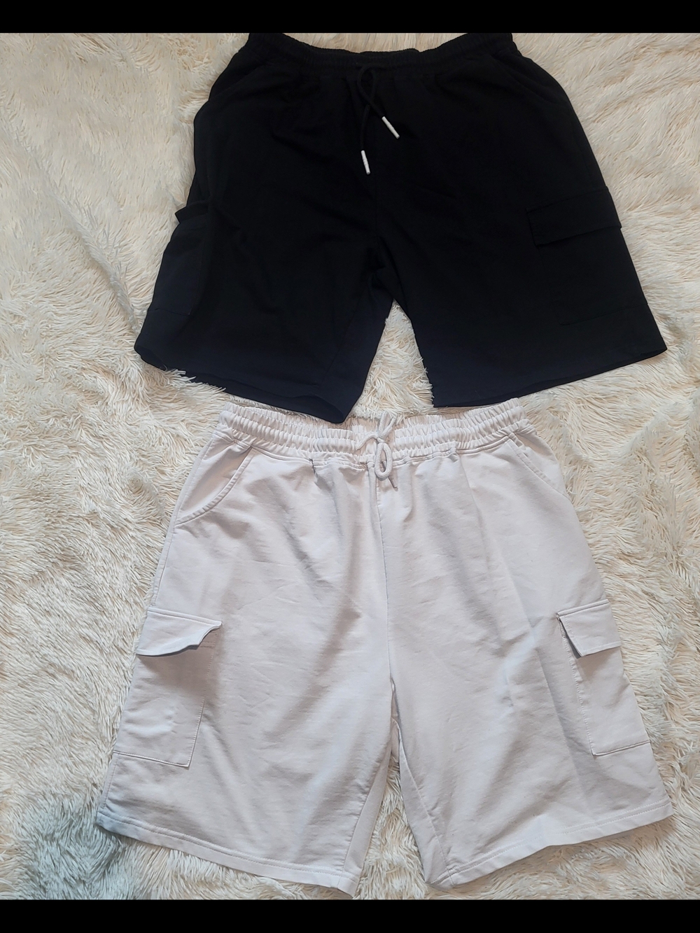 GK White And Black Athletic Shorts with Elastic Waist